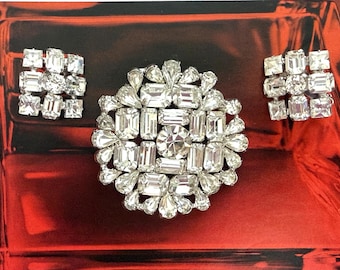 Ensemble broche et boucles d'oreilles en strass Joseph Warner : Bijoux Mid-Century