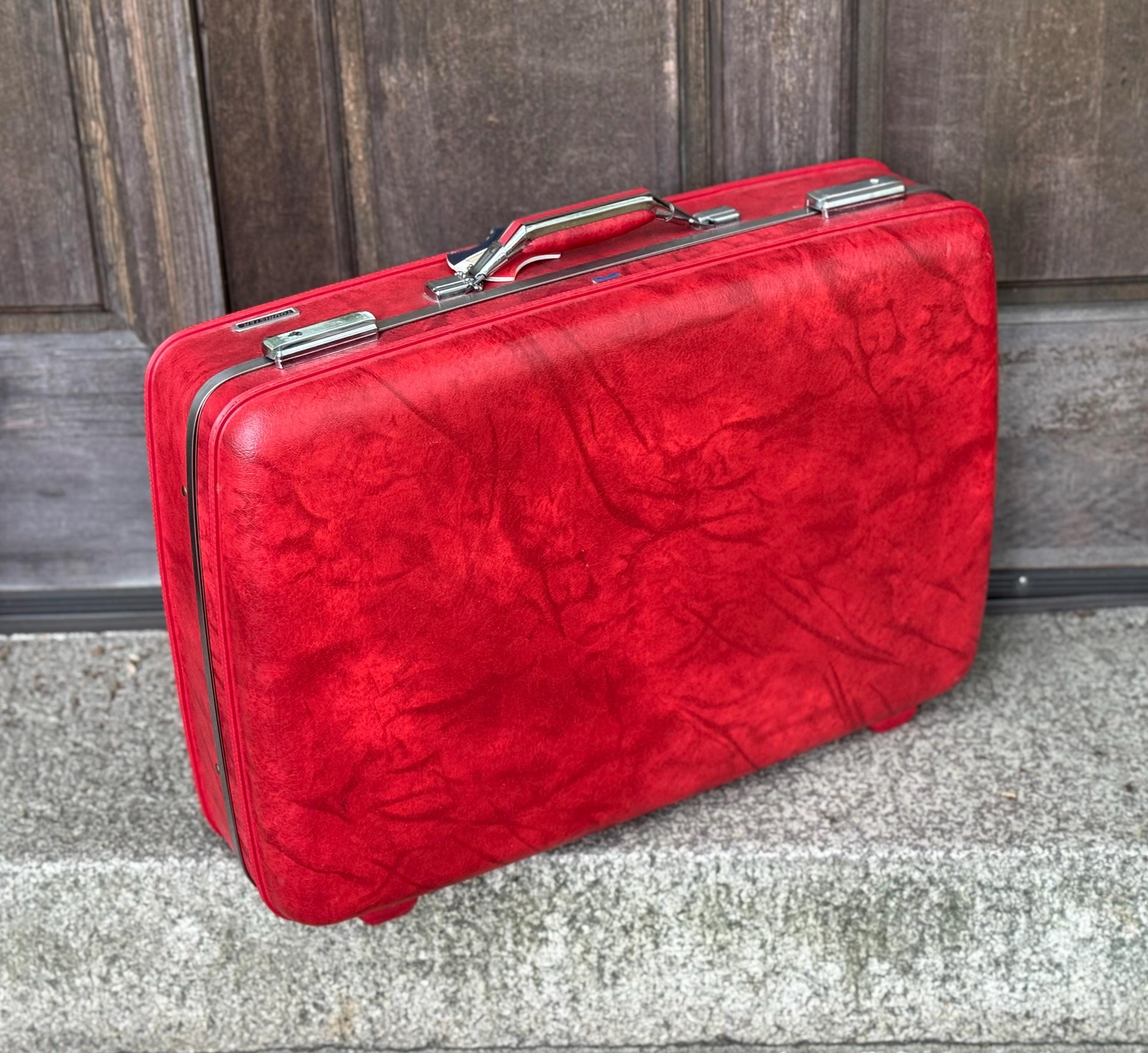 Vintage 1960s American Tourister Marbled Red Hard-shelled Suitcase