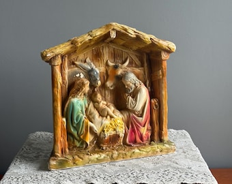 Crèche de Noël à la craie vintage : décoration religieuse Mid-Century peinte à la main