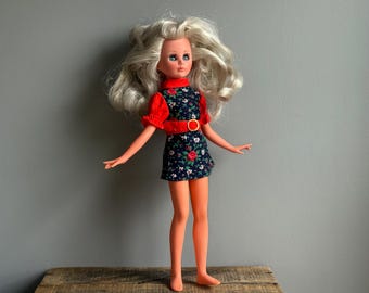 Poupée mannequin « Corinne » Italo Cremona 40,4 cm vintage 1965