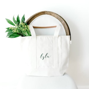 Bridesmaid Gift, Personalized Gifts, Beach Bag, Monogram Canvas Tote Bag, Bridesmaid Gift Bag, Wedding, Large Essential Tote With Leather