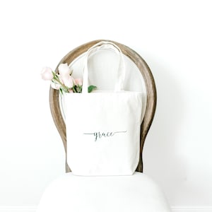Bridesmaid Bag, Bridesmaid Gift, Personalize Gift, Canvas Tote Bag, Bridesmaid Gift Bag, Wedding Bag, Custom Tote Bag, Medium Tote Bag