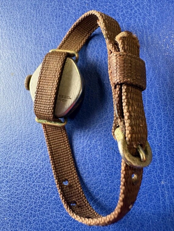 Vintage Women’s Timex Watch Ref# CW10 View 3
