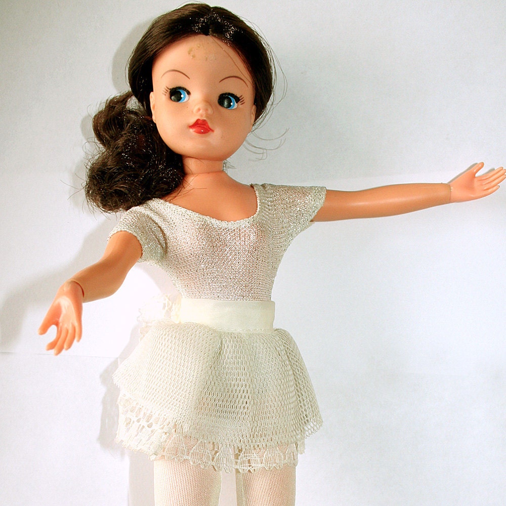 sindy ballerina doll pedigree