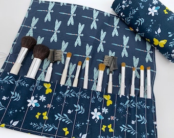 Makeup Brush Roll, Paint Brush Holder, Travel Makeup Brush Case, Travel Make Up Brush Bag, Cosmetic Brush Roll Up - Magical Gust Blue