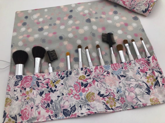 DIY Travel Makeup Brush Roll - Life After Laundry