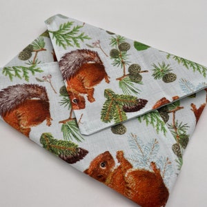 Reusable Sandwich Bag, Monkey Sandwich Wrap, Eco-friendly Sandwich Mat, Animal School Lunch - Squirrels