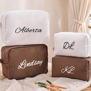 Bolsa de cosméticos waffle personalizada, bolsa de higiene com nome personalizado, bolsa de maquiagem com monograma bordado, bolsa de maquiagem para madrinha de casamento, presente de Natal, presente para ela