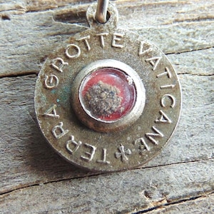 Terra Grotte Vaticane & Pope John XXIII Vintage Catholic Medal Pendant Small Metal Religious Medallion