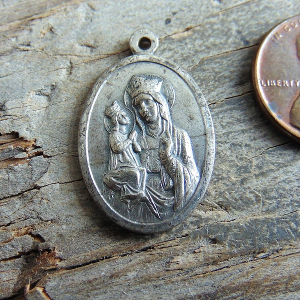 St. Anne de Beaupre Vintage Catholic Medal or Pendant Basilique De Sainte Anne Oval Metal Religious Christian Charm