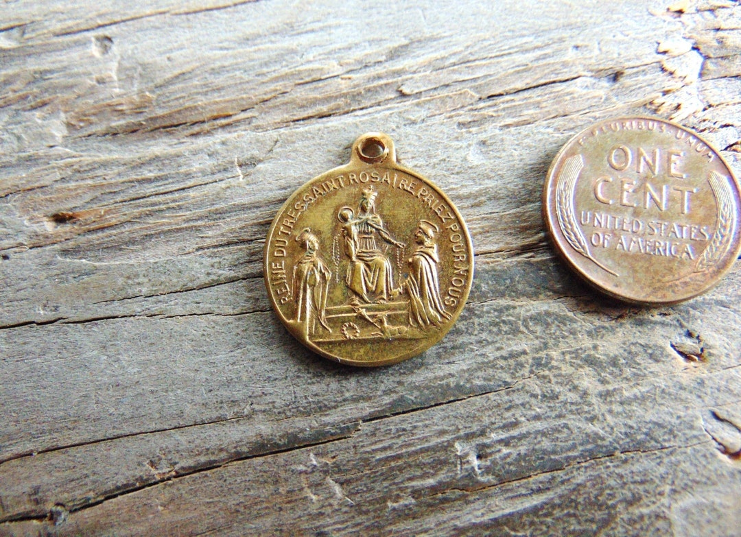 MEDAILLE LA VIERGE Marie reine du Saint Rosaire EUR 19,00 - PicClick FR