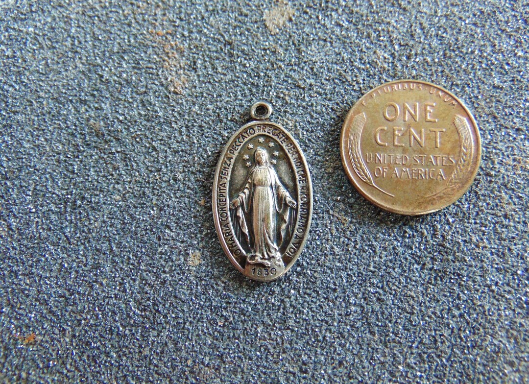 O Maria Concepita Senza Peccato Vintage Italian Miraculous Medal or Pendant O Maria Concepita Senza