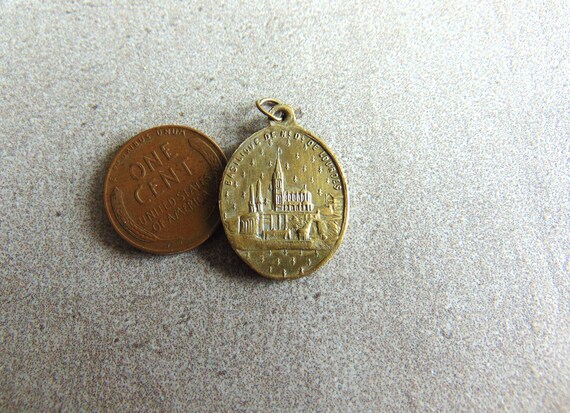 Our Lady of Lourdes Antique French Catholic Medal Vir… - Gem