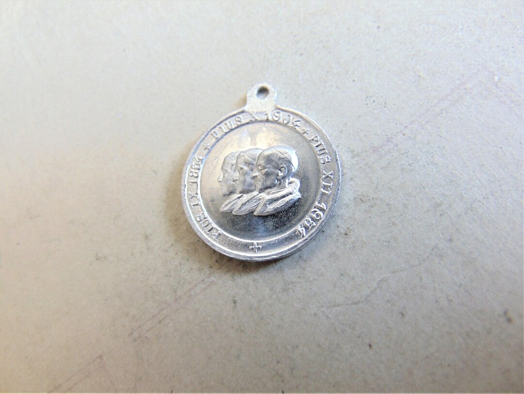 Pope Pius IX Pius X Pius XII Vintage Catholic Medal 1954 Lourdes ...