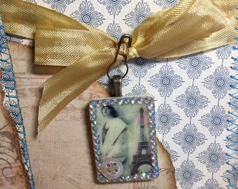 Charm to wear or add to your journal, Eiffel tower with lady image, gift for her