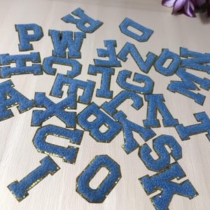 Parche de letras de chenilla DIY, letras de chenilla para planchar, letras de chenilla con borde dorado, parche de letras de chenilla, letras con borde dorado