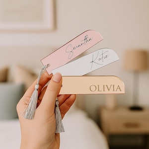 Personalized Laser Engraved Acrylic Bookmark - Elegant Wedding Favourites with Cursive Font -acrylic bookmark,transparent acrylic