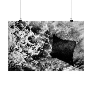 Schwarzweißes abstraktes Ozean Poster, Küstendekor, Meer Liebhaber Geschenk, minimalistische Wandkunst, nautisches Wohndekor