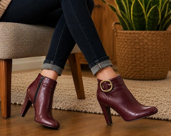 Coach Burgundy Leather Ankle Booties Buckle Strap Zip Womens 6.5 Made in Italy