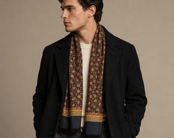 Bufanda de vestir vintage de seda y lana con estampado paisley, fabricada en Japón, reversible, de lujo discreto.