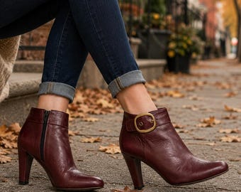 Coach Nicolete Burgundy Leather Ankle Booties Buckle Strap Zip Womens 6.5 Italy