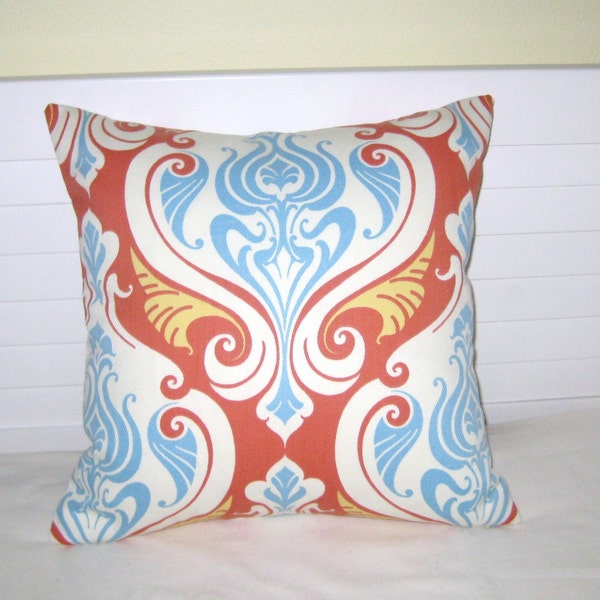 Waverly Sea Scallop Sun n Shade Indoor Outdoor 18"x18" Pillow Cover