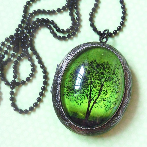 Tree Locket.Birthday Gift.Green Necklace.Emerald Bewitched Wearable Art Locket. Silver Locket.Photo locket Mothers Day gift