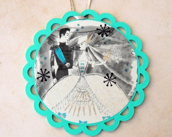 Vintage Wedding Ornament and Gift Tag, MCM Wedding Card ornament, Fairytale Wedding, Cinderella and Prince Charming, ready to ship