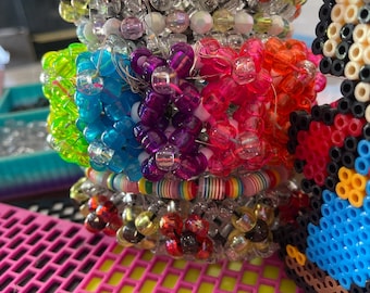 Rotating Kandi cuff.