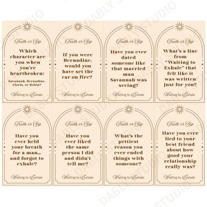 Pu&ograve; includere: Otto carte beige Truth or Sip con domande da "Waiting to Exhale". Ogni carta ha un disegno a forma di sole in alto. Le domande includono: "Quale personaggio sei quando hai il cuore spezzato?" e "Hai mai mentito al tuo migliore amico?"