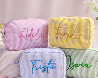 Large Makeup Bag with name, embroidered pouch, Bridesmaid Gift, Wedding Party Favors, Cosmetic Toiletry Bag