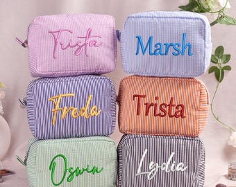 Custom Bridesmaid Makeup Bag, bachelorette favor, embroidered name