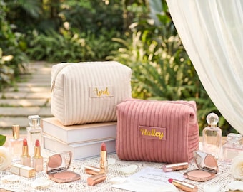 Custom Velvet Bridesmaid Makeup Bag: Personalized Bridal Party Gift, Bridesmaid Gift,Group Gift,Party Favor