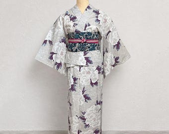 Separat KIMONO sommarset med 4 delar / Tillverkad i Japan / Tvådelad sommarkimono / Yukata, obi, obi-jime och kanzashi (hårprydnad) set med 4 delar / Lila / Original kimono-nyinspelning / Dam [kim-kim004]