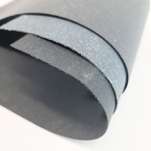 Bonded Leather (Salpa) Interfacing for Bags / Small leather goods. Recycled Leather to make finished products.
