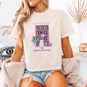 Cozy Introvert Reader Tee, Every Book Lover&#39;s Dream Top, Ideal Literary Gift for Quiet Time, Comfort Colors®, Free personalized message