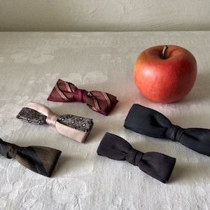 Vintage small bow ties rockabilly style clip on, formal dress image 1