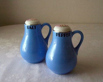 Hall china salt and paper shakers, vintage Art Deco, periwinkle blue, royal rose, pear shape