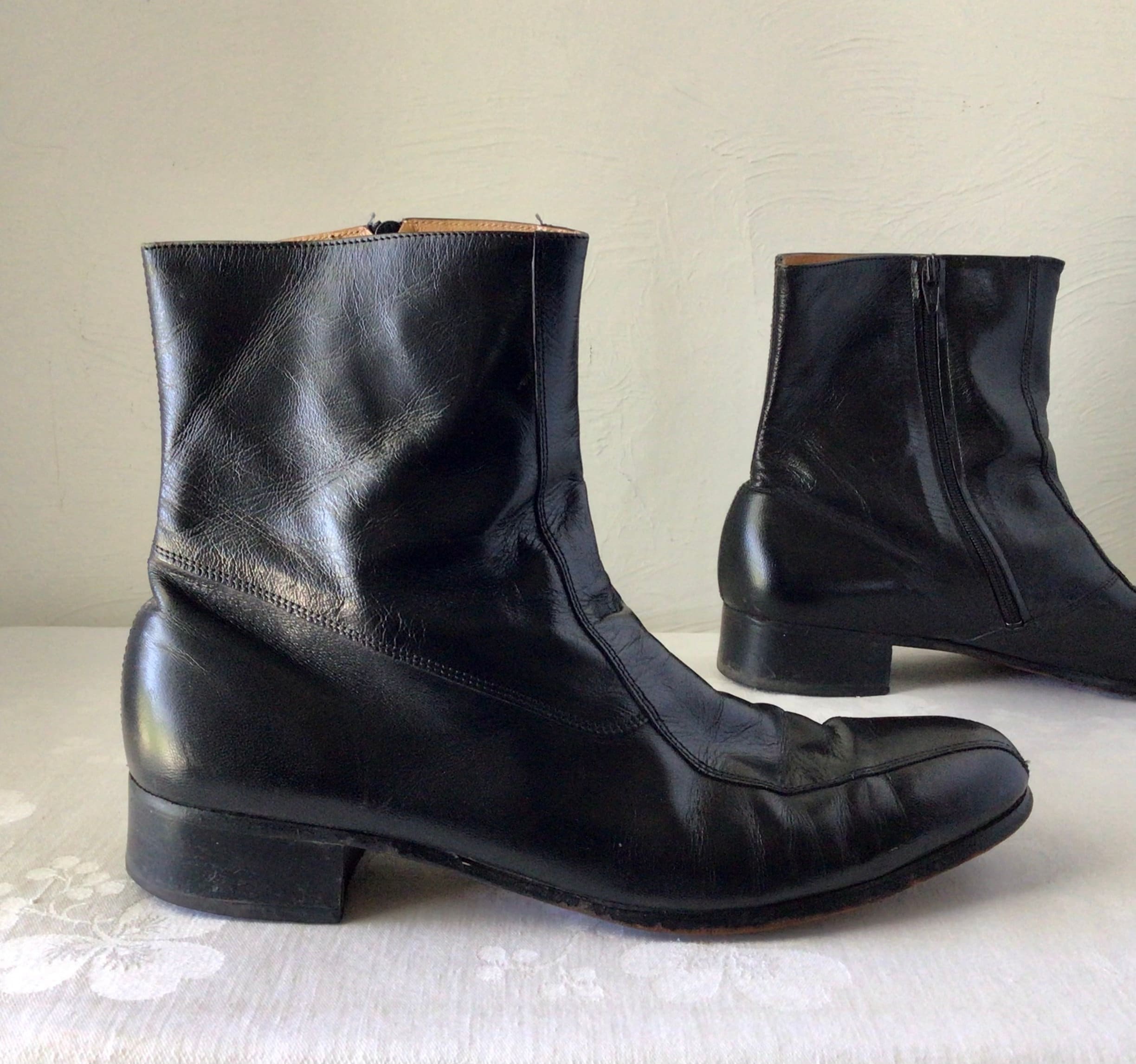 Mens Black Ankle Boots, Vintage Leather, Zippered, Size 12 C  display picture 1