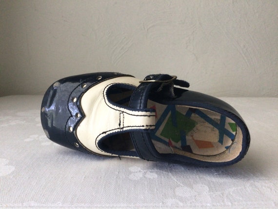 Childrens wingtip shoes, navy and white t strap o… - image 9