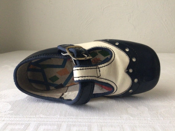 Childrens wingtip shoes, navy and white t strap o… - image 8