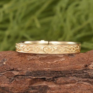 Engraved Celtic Love Knot Men Wedding Band Claddagh Rings Promise Ring Yellow Gold Men Ring Irish Art Deco Ring Anniversary Gift for Him