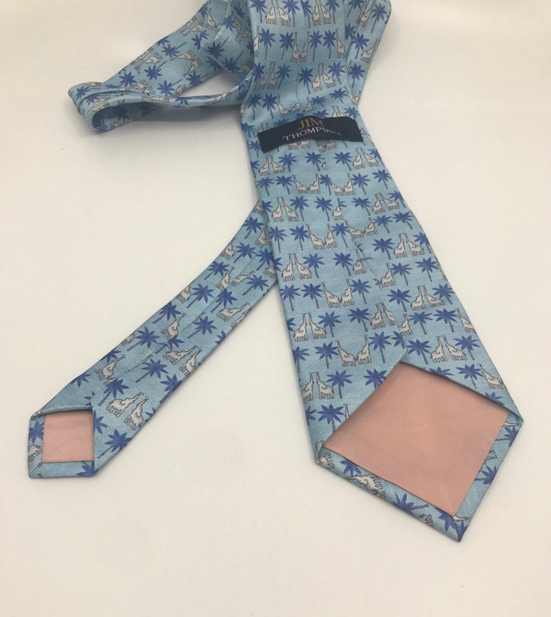 Vintage 100/% Silk Light Blue Tie with White Elephants and Blue Trees