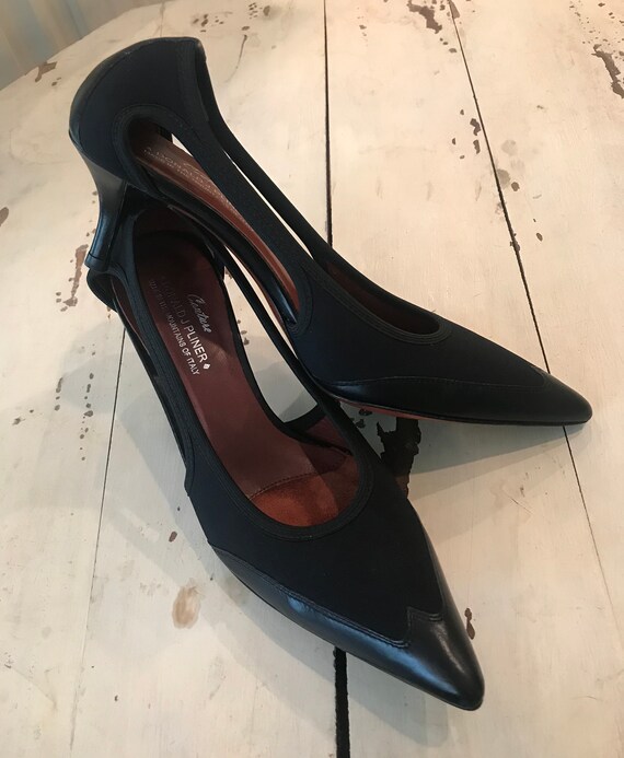 donald pliner kitten heel pumps