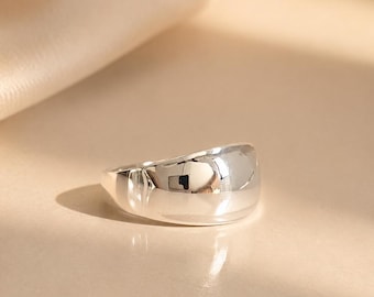 Chunky Dome Sterling Silver Ring | Handgjord minimalistisk armband