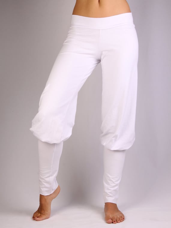 Buy BANDEYA White Solid Cotton Lycra Slim Fit Men's Ethnic Poplin Pants |  Shoppers Stop