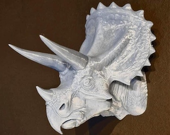 Triceratops Skull Model – Highly Detailed Dino Bust STL, Fossil 3D Print, Paleoart Decor