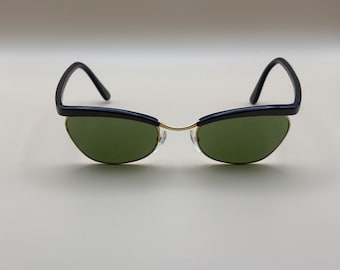NYLOR Vintage Sunglasses – Model 21 – Gold Plated & Black Temples – Green Prescription Lenses