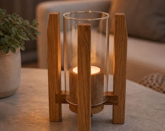 Mała dębowa latarnia ze szklanym cylindrem, świecznik na podgrzewacze na patio, świeca na balkon lub do ogrodu, pomysł na prezent z drewna, MA Holzdesign