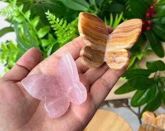 Farfalla in cristallo naturale intagliata: agata pazza o quarzo rosa, guarigione Reiki, 2,5''